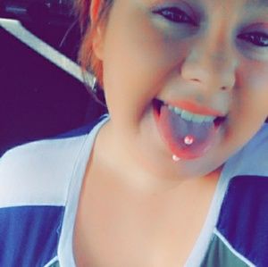 Meet your Posher, Leah